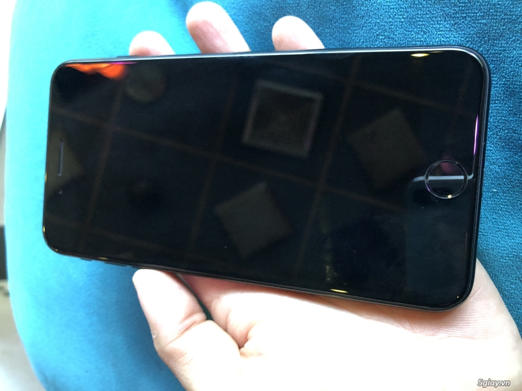 Iphone 7 Plus lock 128Gb màu Jetblack - 1