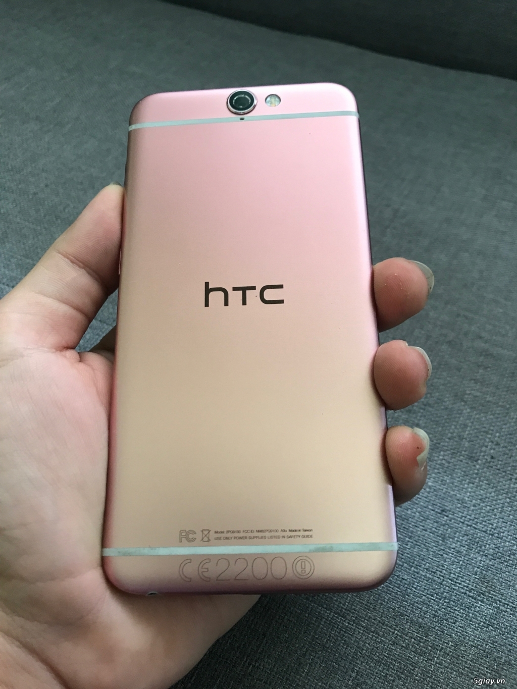 HTC U9A máy đẹp như ảnh - 2