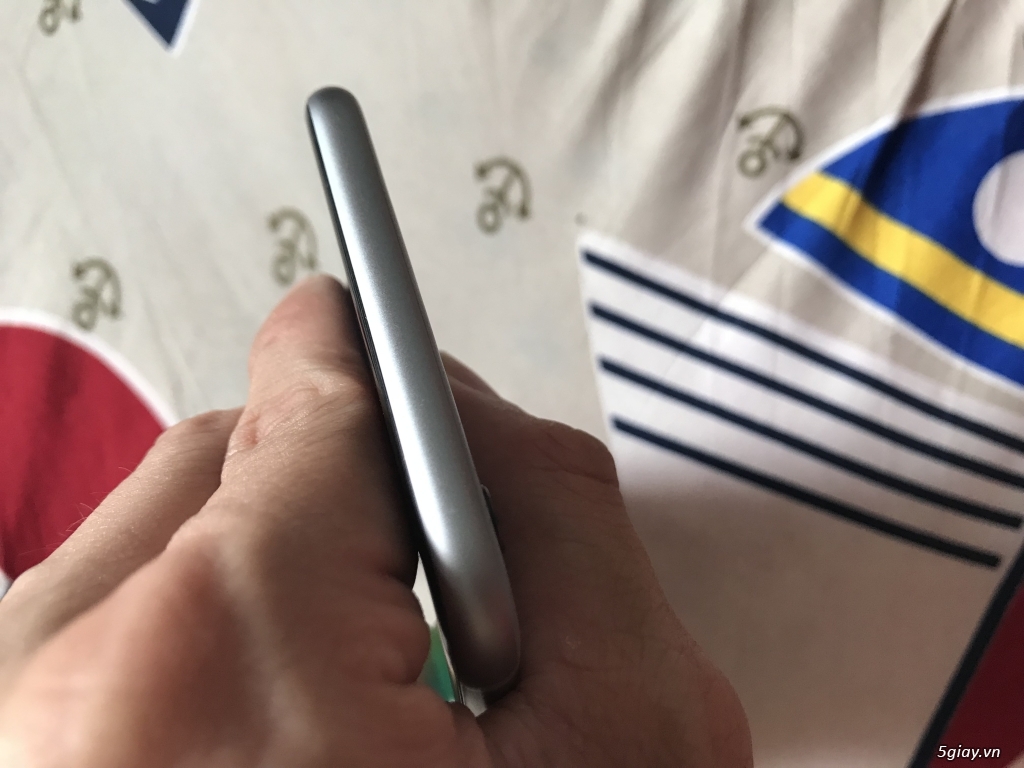 Iphone 6s plus 64gb xám