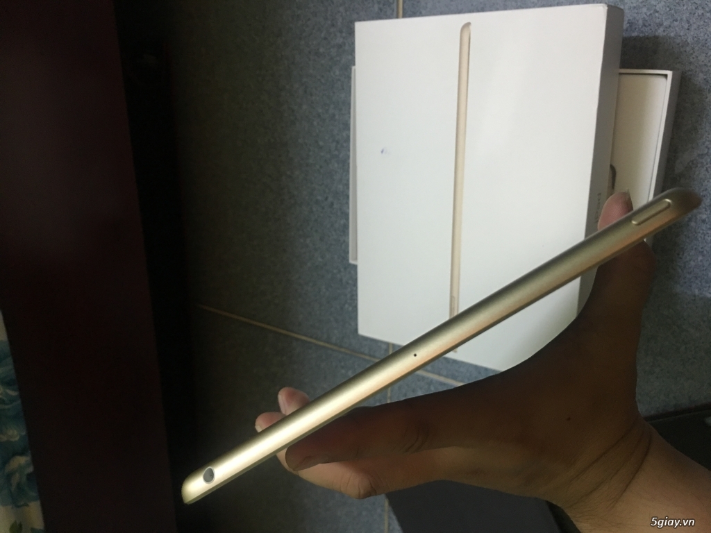 Ipad 2017 32gb only wifi màu vàng còn bảo hành VTA - 1