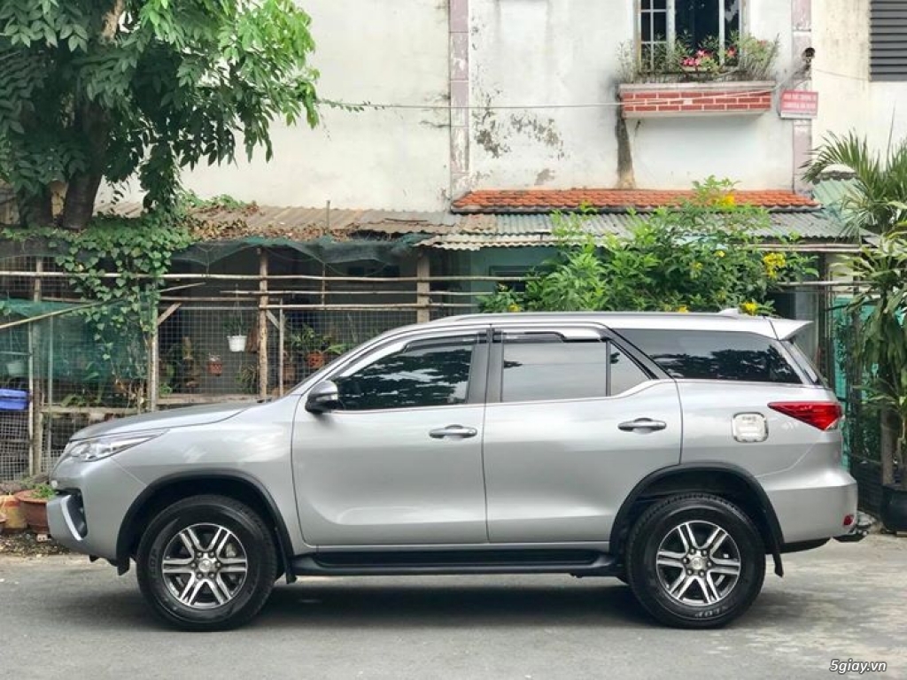 Fortuner 2.4G 4x2MT 7/2017, số tay 1 cầu, xe quá đẹp - 8