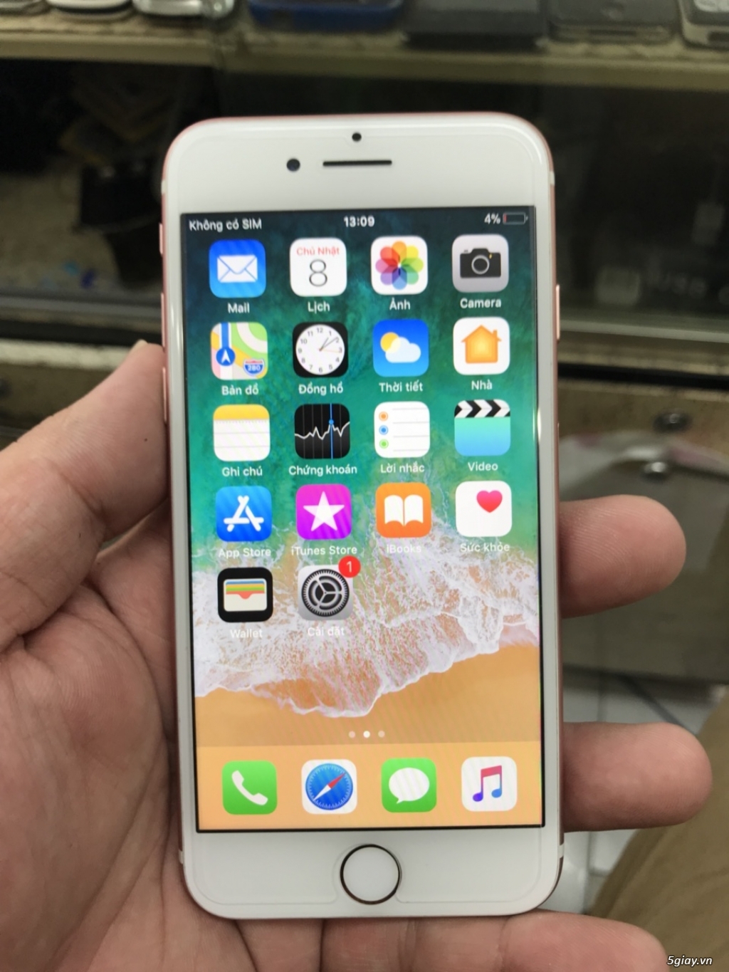 IPhone 7 Hồng 32G & IPhone 7 Plus Đen Bóng 128G giá bao Sài Gòn