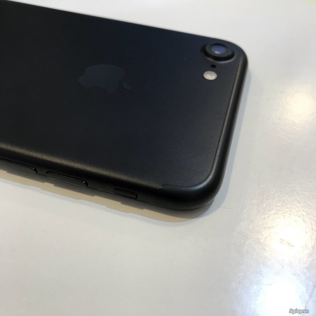 iPhone 7 32GB đen nhám, hàng MỸ, đẹp gần như mới - 1