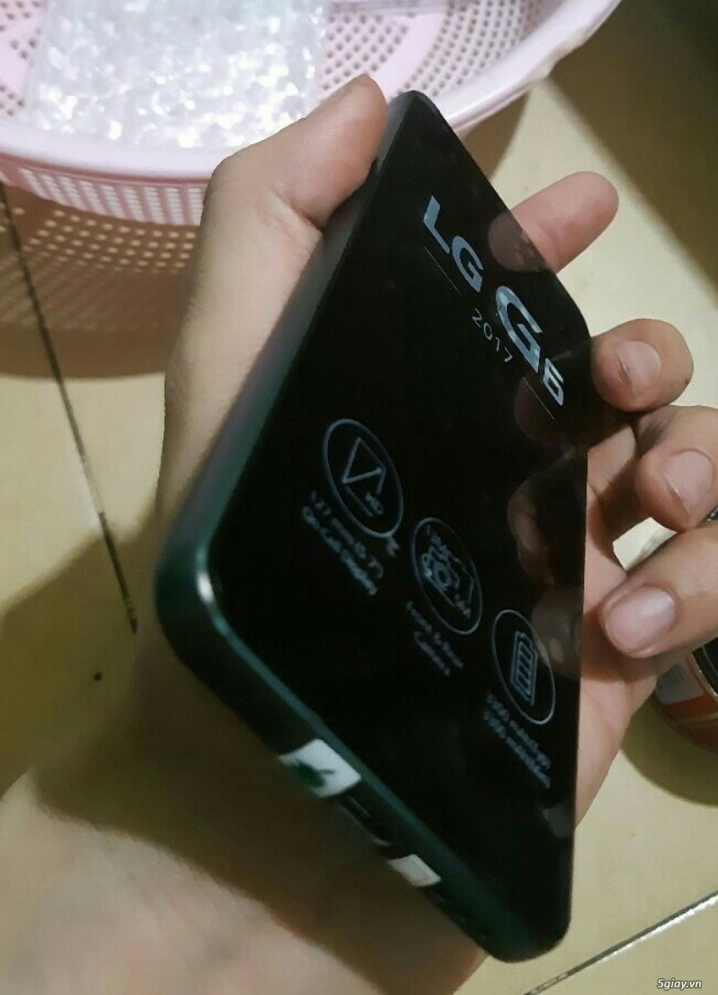 LG G6 - 2017 - Like New - 1