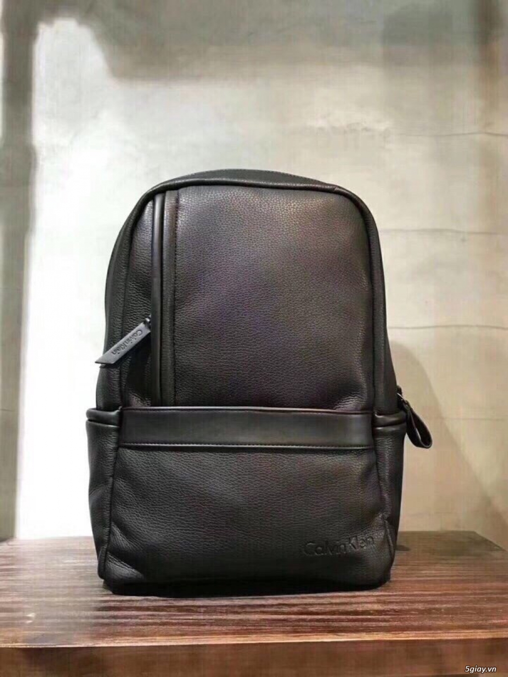Cần bán Balo Calvin Klein Auth 100% - 3