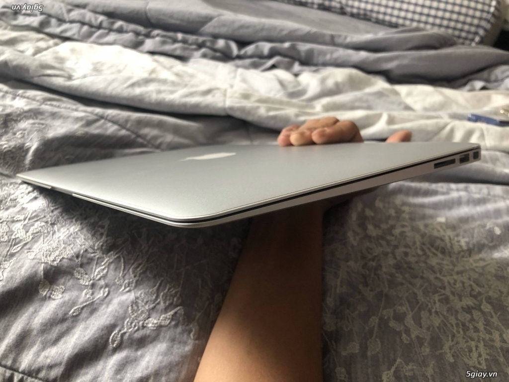 MacBook Air 13 inch 128GB MQD32 (2017) fullbox likenew 99.99% - 1