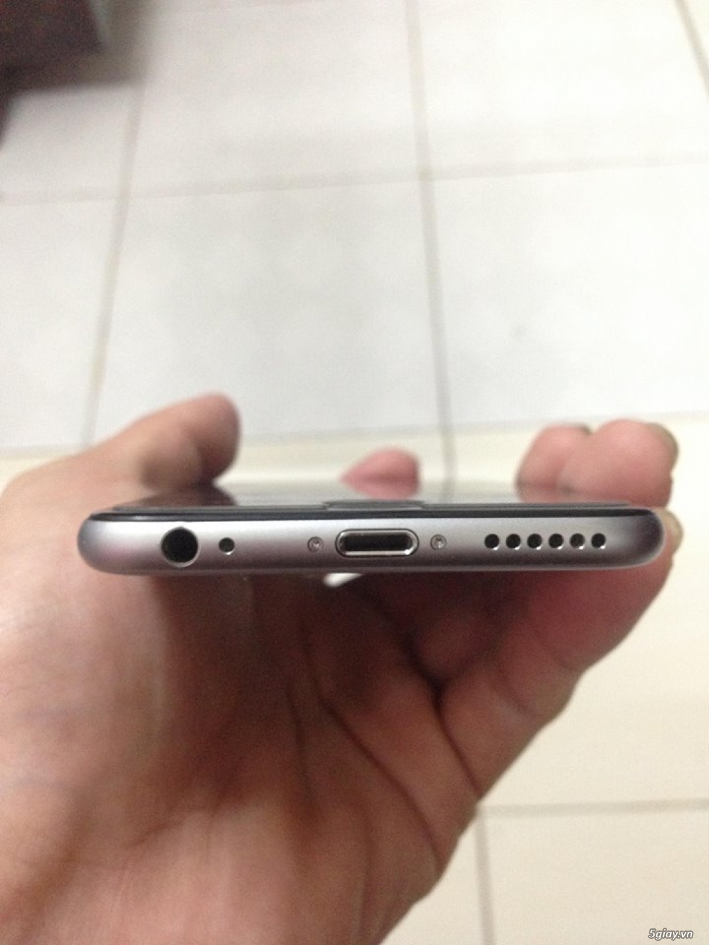 IPHONE 6 GREY 64GB quốc tế nữ xài kỹ đẹp như mới - 1