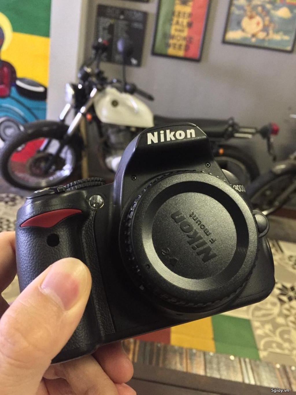 Nikon D3000 kit 18-55 .NEW 99%