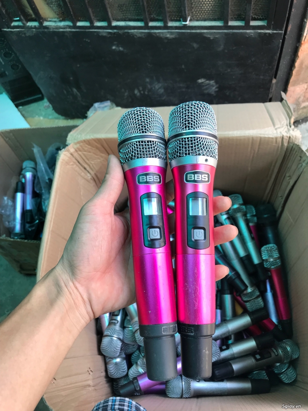 Mic không dây karaoke UGX9 II và đầu mic rời cho ae - 6