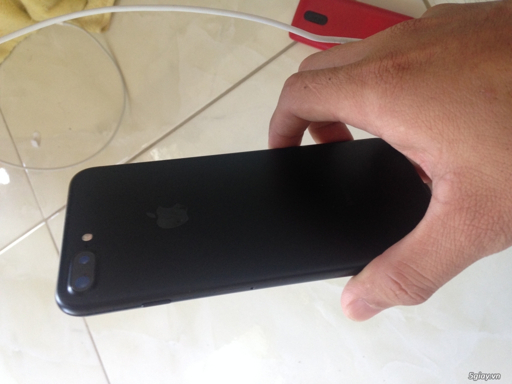 cần bán 7plus 32g đen nhám - 1