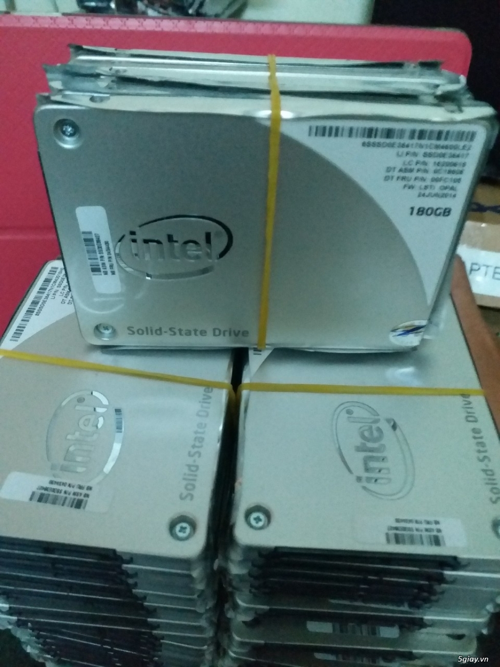 Ổ cứng SSD 180GB Intel Pro 1500 2.5-Inch SATA III - 2