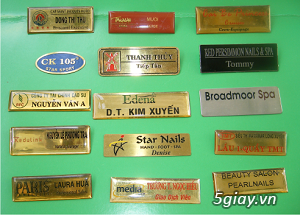 Bảng tên, thẻ tên nhân viên in logo