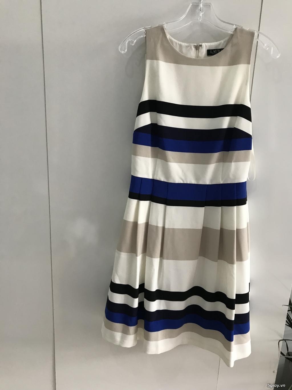 Shop lê vinh chuyên quần áo nữ cho các shop