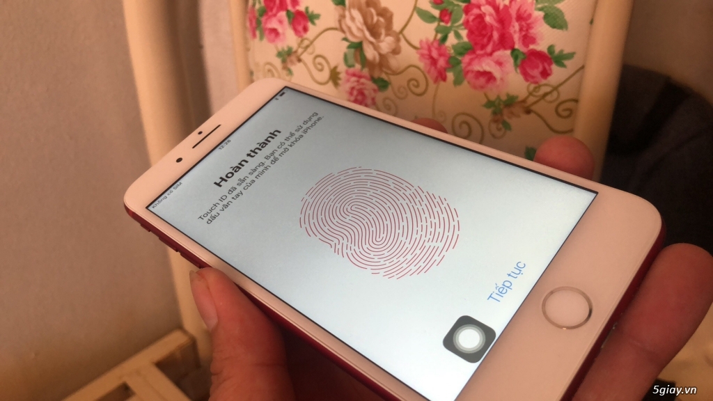 Iphone 7 plus red 128g quốc tế, máy đẹp - 1