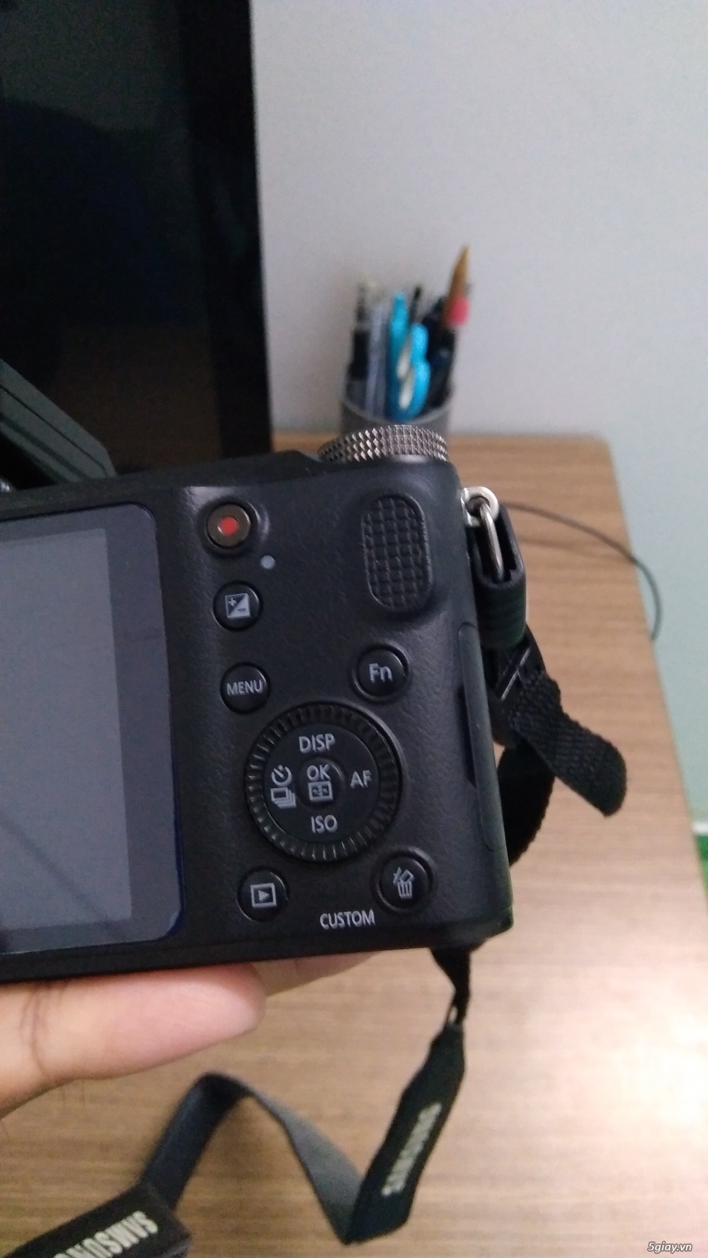 Máy ảnh mirrorless Samsung NX210 mới 99% - 3
