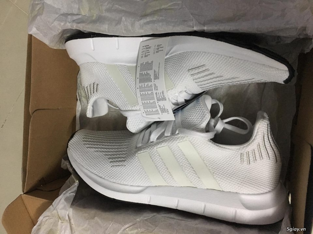 Bán 1 đôi Adidas Swift Run for Men mới 100% full box - 4