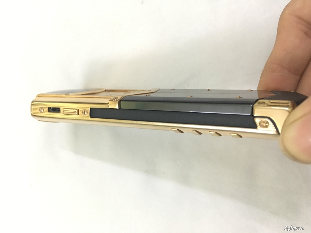 Cần bán vertu signature s