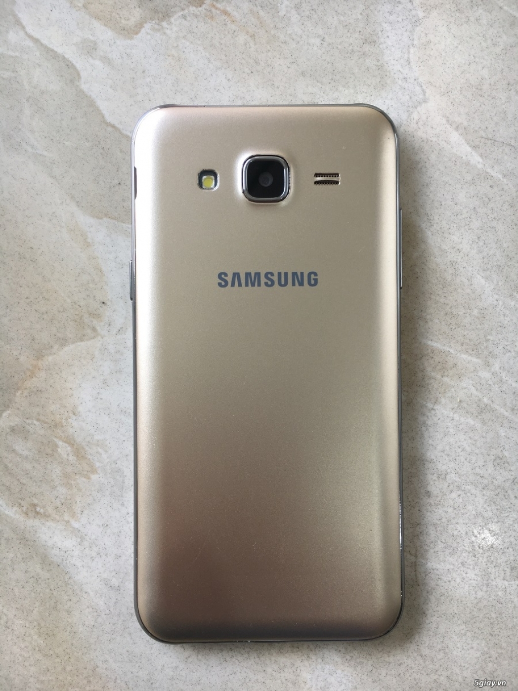 Samsung J500 Vàng đẹp như mới