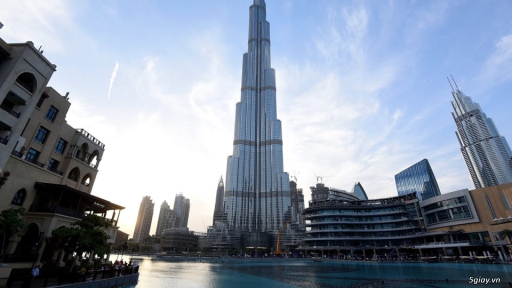 Bên trong tòa nhà cao nhất thế giới ở Dubai