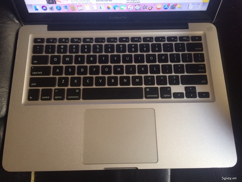 Macbook pro mid 2010 giá rẻ - 1