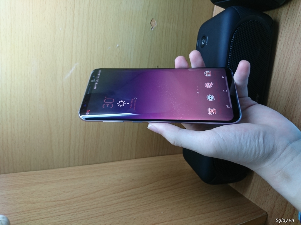 Samsung s8 plus tím khói 15,5trieu