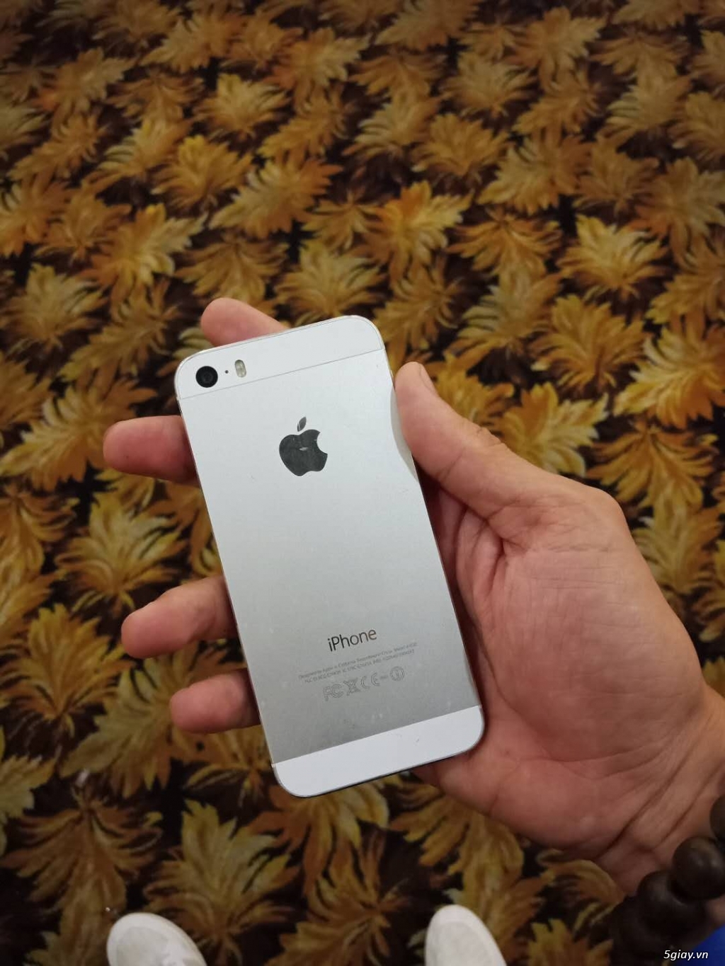 Apple Iphone 5S Trắng ,Zin ,Quốc Tế.
