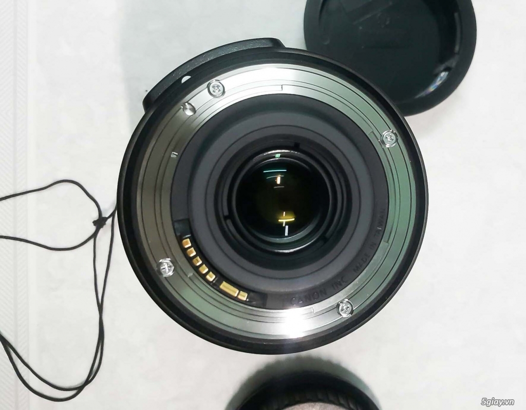 Lens Canon EF-S 15-85mm f/3.5-5.6 IS USM like new - 1