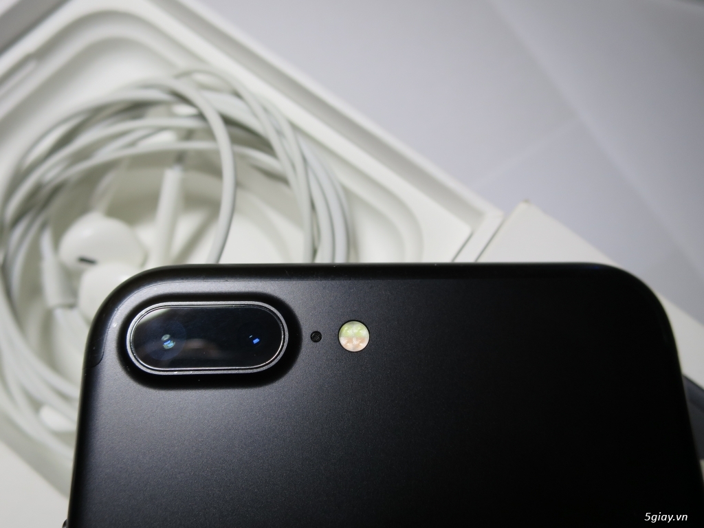 iPhone 7 plus - Màu Black - 128GB - 4