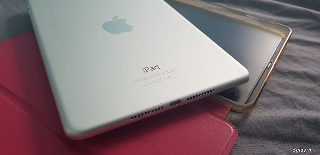 iPad Mini 4 Wifi 16GB Silver - 2