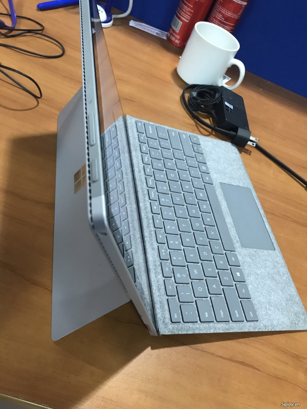 Surface pro 4 I5/8G/256 nguyên zin  new 99% - 2