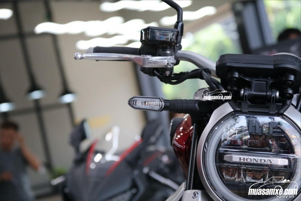 Đánh giá xe Honda CB1000R 2018 thế hệ mới vừa ra mắt tại Việt Nam - 1