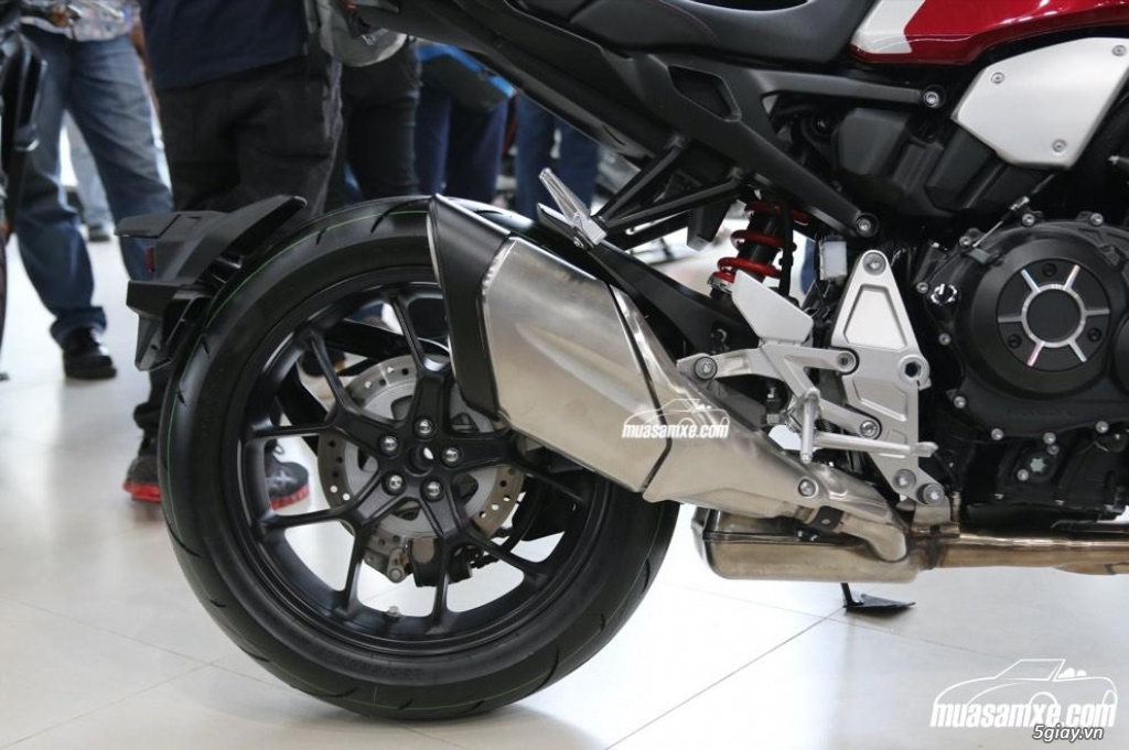 Đánh giá xe Honda CB1000R 2018 thế hệ mới vừa ra mắt tại Việt Nam - 8