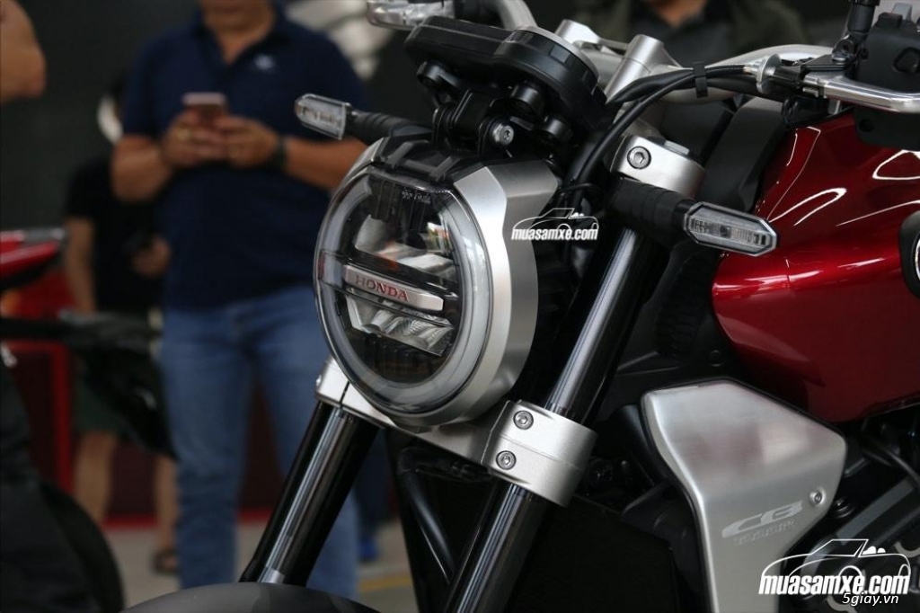 Đánh giá xe Honda CB1000R 2018 thế hệ mới vừa ra mắt tại Việt Nam - 4