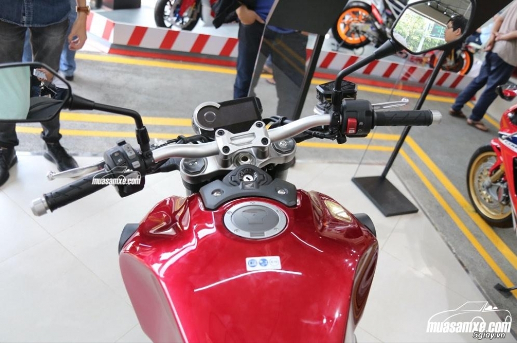 Đánh giá xe Honda CB1000R 2018 thế hệ mới vừa ra mắt tại Việt Nam - 6