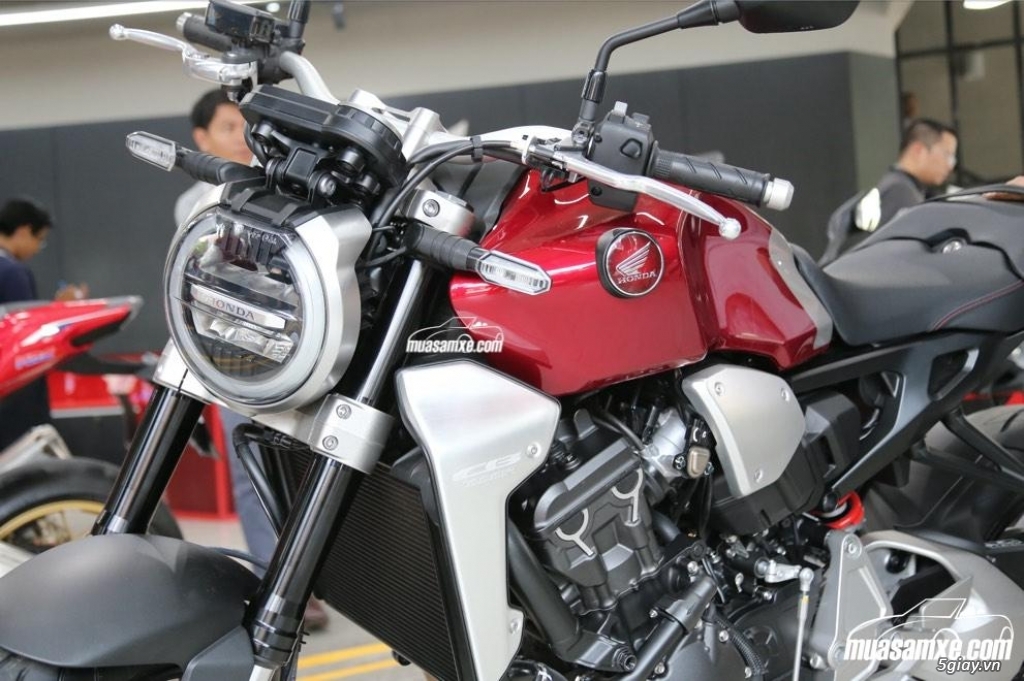 Đánh giá xe Honda CB1000R 2018 thế hệ mới vừa ra mắt tại Việt Nam - 3