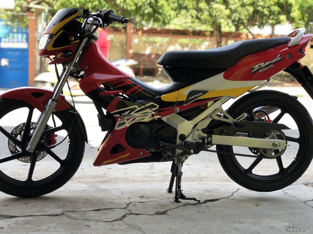 Biker Thái Lan hồi sinh Honda Nova Dash 125 sau 20 năm ngủ quên  Vui  Sống 24h