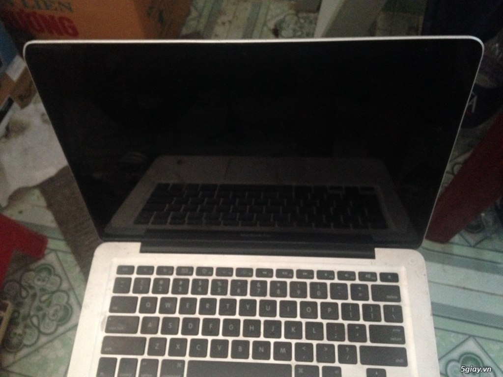 Thanh lý xác macbook pro mb990