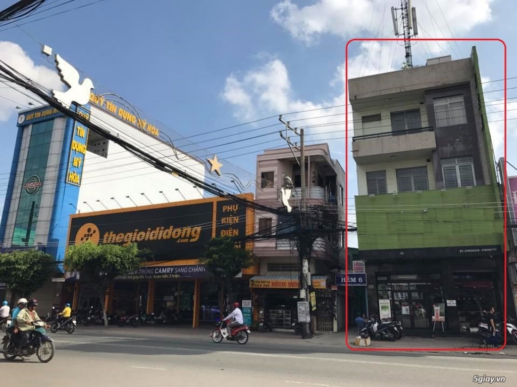 Cho thuê nhà góc 2 mặt tiền Hoàng Văn Thụ, P.8, Quận Phú Nhuận