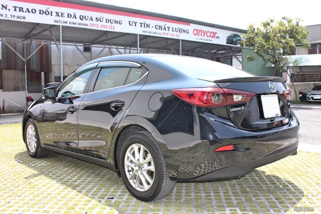 Bán xe Mazda 3 1.5AT đời 2017, số tự động, màu đen - 2