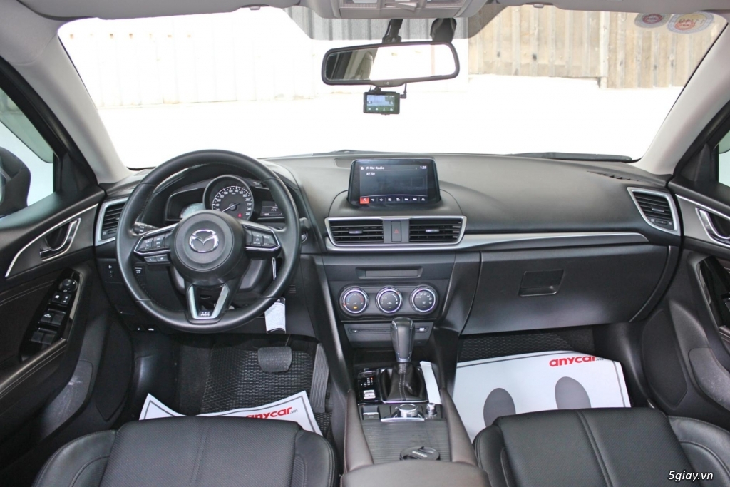 Bán xe Mazda 3 1.5AT đời 2017, số tự động, màu đen - 4