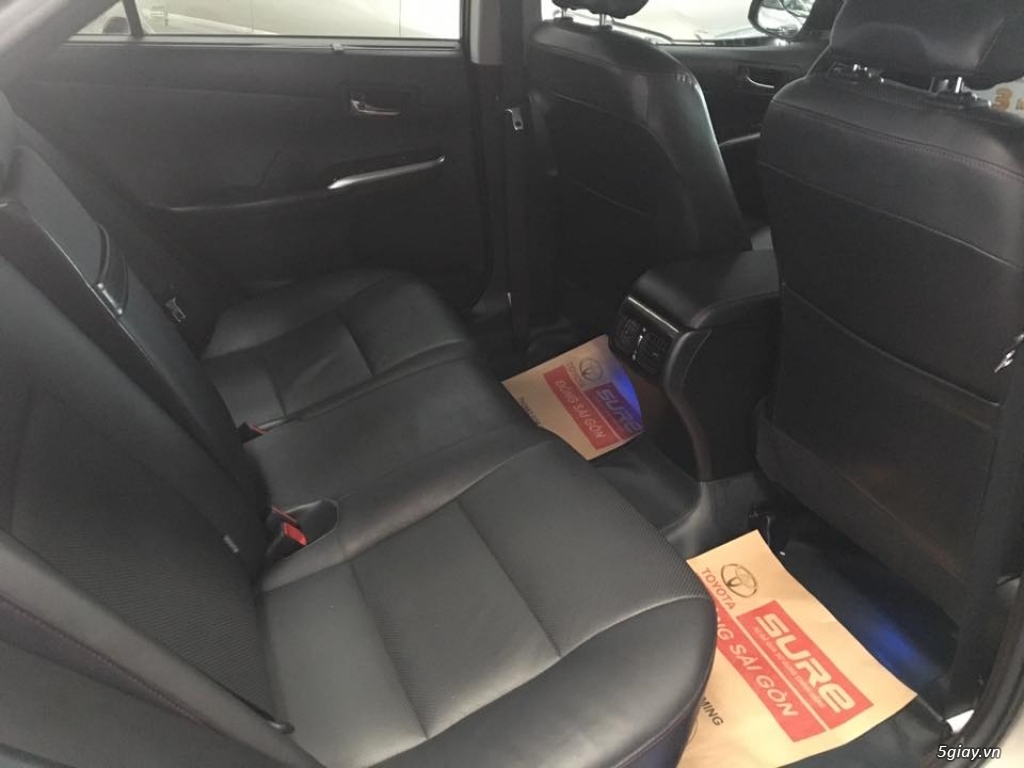 Camry 2.5Q đời 2015 màu Vàng Cát - 9