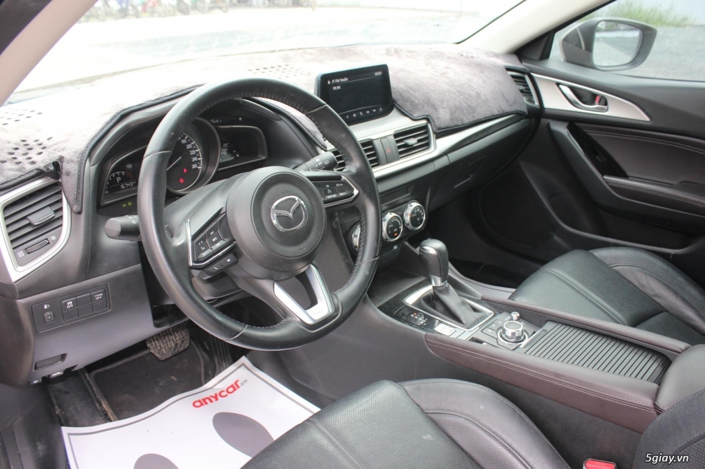 Bán xe Mazda 3 1.5AT Hatchback số tự động đời 2017, xe một đời chủ - 12
