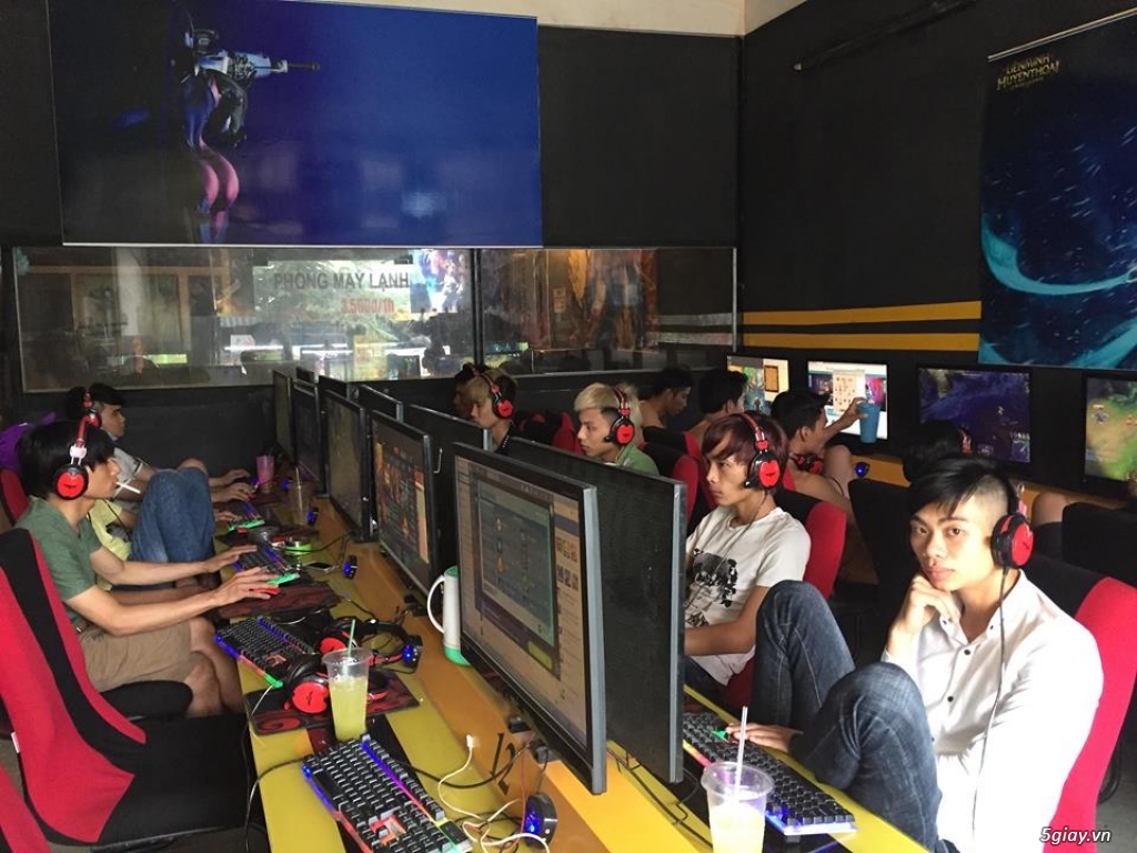 [HCM- Q12] Cần sang quán net - 4