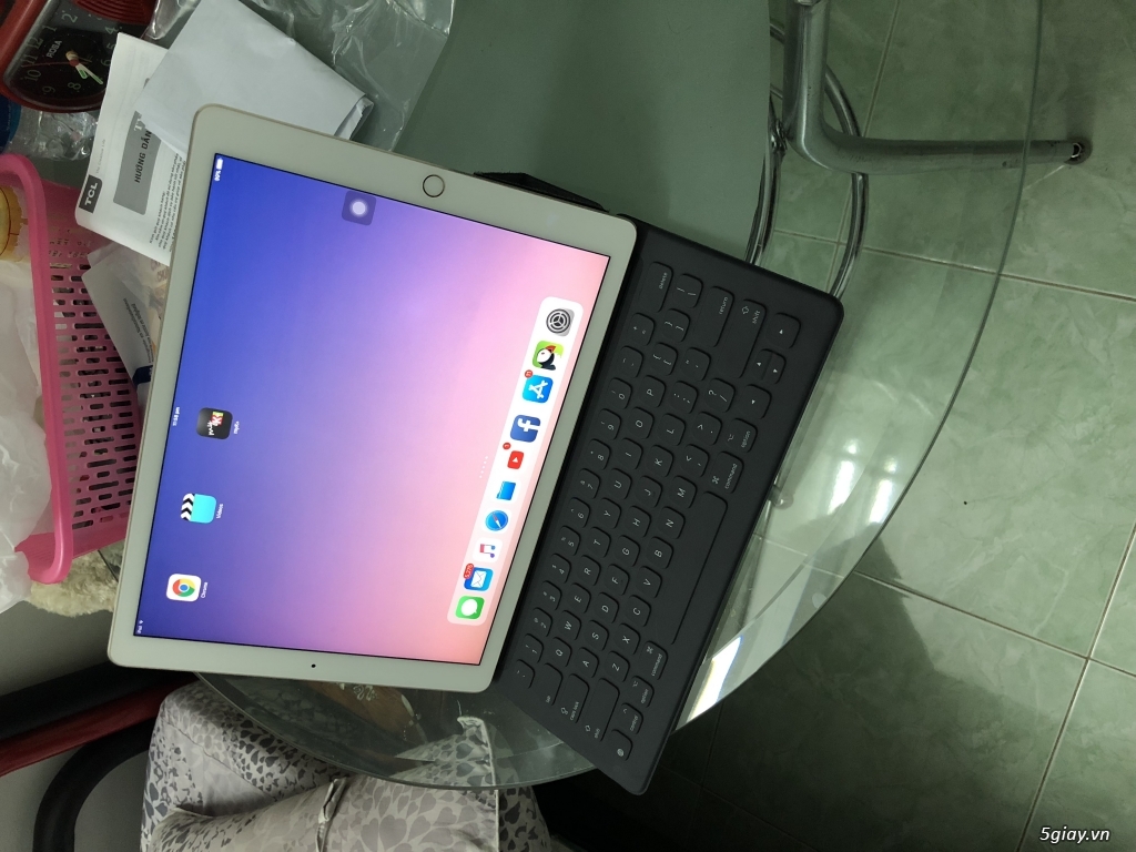 ipad pro 12.9 - 1