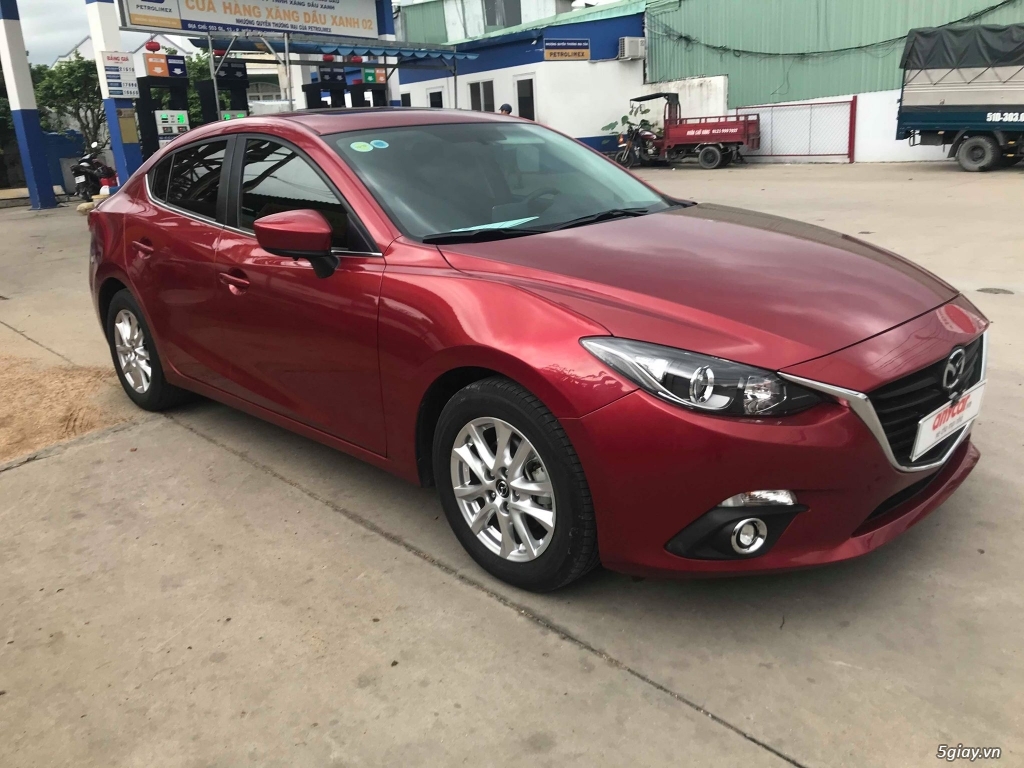 Mazda 3 1.5AT màu đỏ, đời 2016, xe cá nhân một đời chủ - 2