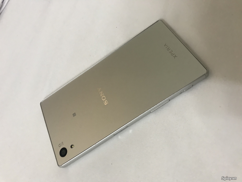 Sony Z5 silver new 99%