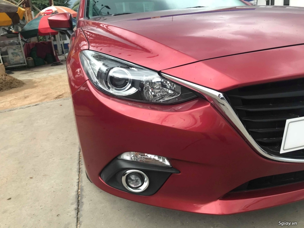 Mazda 3 1.5AT màu đỏ, đời 2016, xe cá nhân một đời chủ - 3