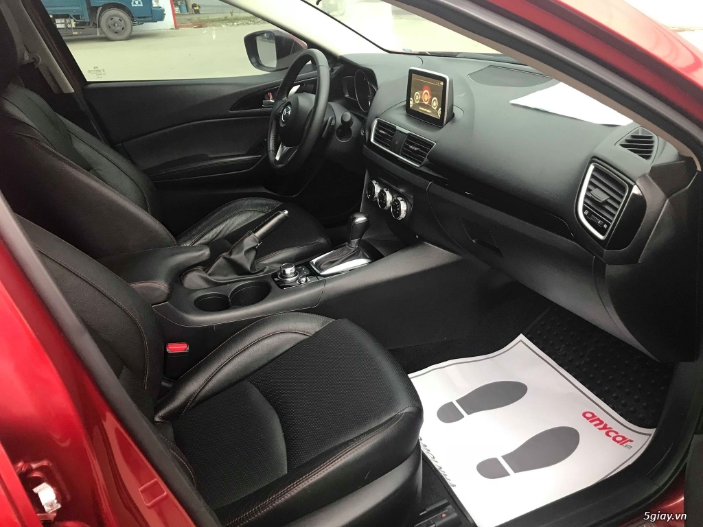 Mazda 3 1.5AT màu đỏ, đời 2016, xe cá nhân một đời chủ - 8
