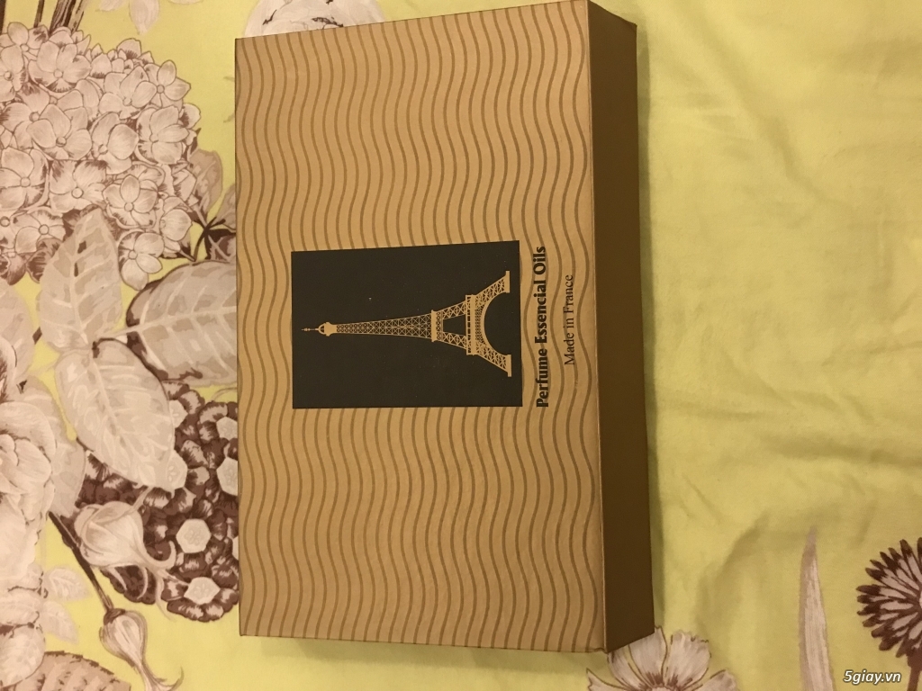 Set nước hoa gồm 20 chai mini. Thương hiệu từ Pháp. - 2