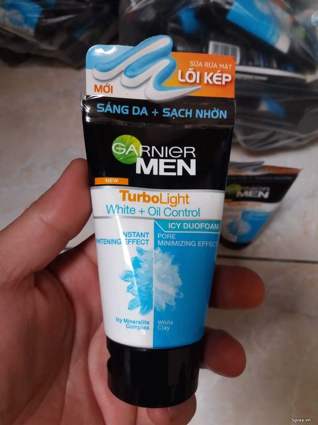 Bán 1 lô sữa rửa mặt giá siêu rẻ - 1